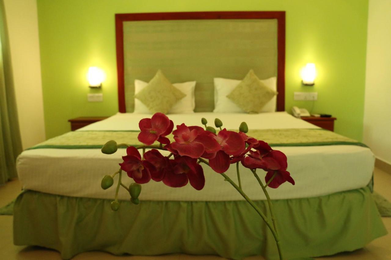 Seethawaka Regency Avissawella Exterior photo