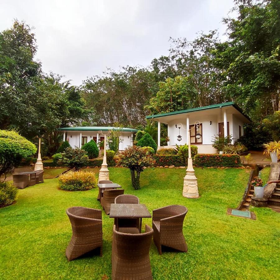 Seethawaka Regency Avissawella Exterior photo